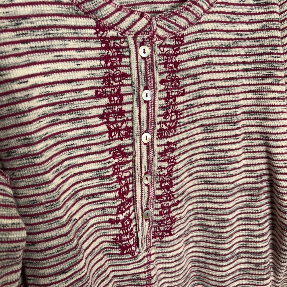 Sundance Womens Large‎ Burgundy Striped Embroidered Henley Thermal Knit Top L - Picture 3 of 6